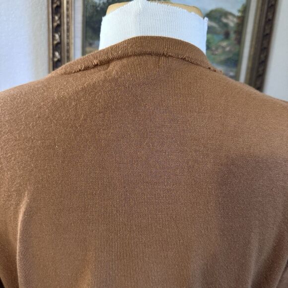 Carmen By Carmen Marc Valvo Women Tan  Cardigan Sweater with Gold Buttons Sz XL - Picture 7 of 11